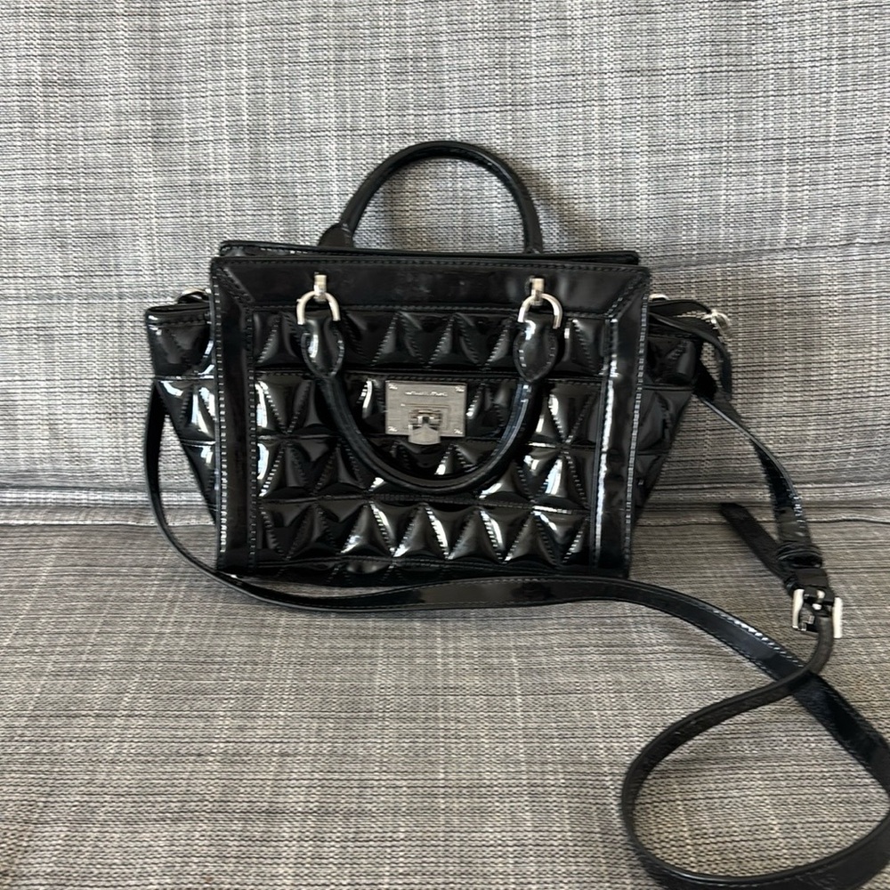 Black Michael Kors bag